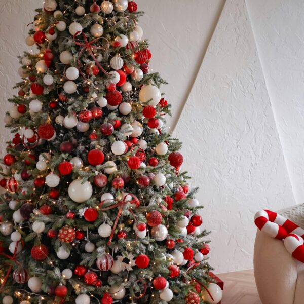 15 Must-See Festive Christmas Tree Ideas!